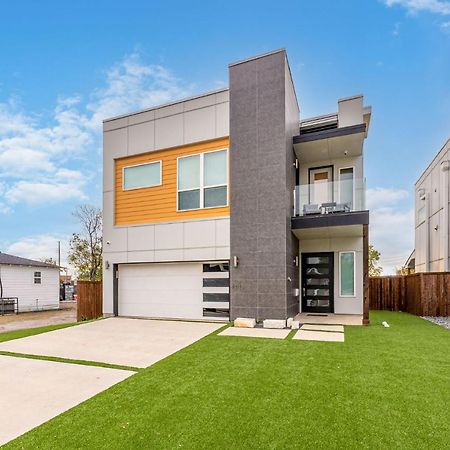 Luxury Home With Rooftop Views Dallas Exteriör bild