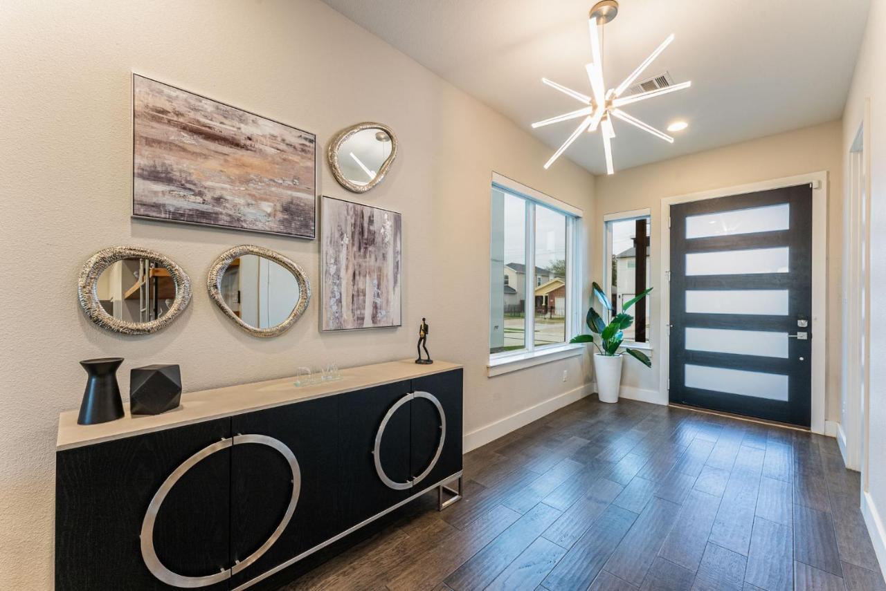 Luxury Home With Rooftop Views Dallas Exteriör bild